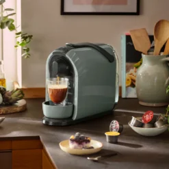 Tchibo Cafissimo Pure Kaffeemaschine Kapselmaschine Inkl. 30 Kapseln Für Caffè Crema, Espresso Und Kaffee, Arctic Green -Kaffeemaschinenladen 76933941b112877cd9d00e9ceb9fe112