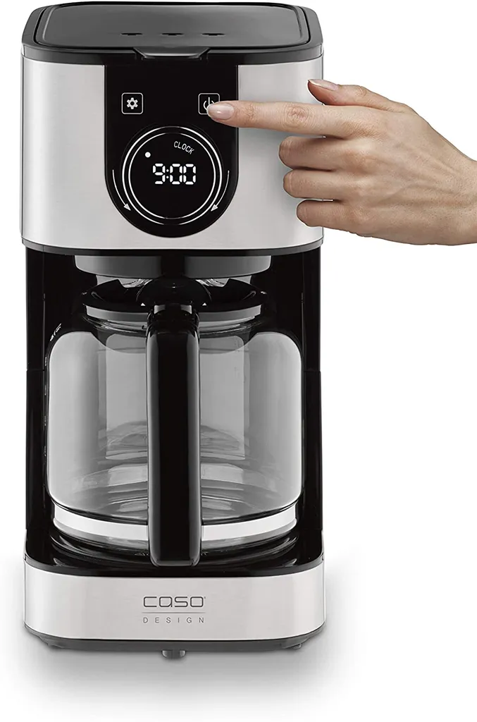 CASO Selection C12 - Design-Kaffeemaschine Für Bis Zu 12 Tassen Kaffee, 1,5 L Wassertank, Edelstahlgehäuse, Warmhaltefunktion, Timer, Inkl. Permanentfilter 3 CASO Selection C12 - Design-Kaffeemaschine Für Bis Zu 12 Tassen Kaffee, 1,5 L Wassertank, Edelstahlgehäuse, Warmhaltefunktion, Timer, Inkl. Permanentfilter – Bild 3