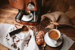 Adler Espressomaschine | Kaffeemaschine | Milchaufschäumer | Cappuccinomaschine | Siebträger Espressomaschine | Elektrische Espressomaschine | Bronze Design | 1,6L Wassertank | 850 Watt |15 Bar | -Kaffeemaschinenladen a2e3bf650ebaeeaa2264ac49ee054ae4